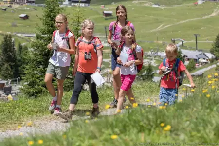 01_hotel-darrehof_familie-brezinas-abenteuer.webp